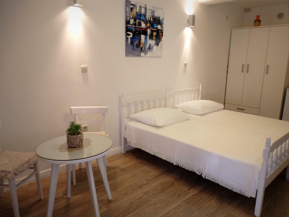 Guesthouse Torga Vis Island Εξωτερικό φωτογραφία